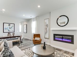 5119 Stable View Dr, Woodbury, MN 55129