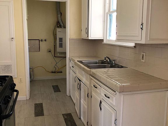 5th image of 1031 E Glenoaks Blvd #1/2