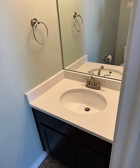 982 Chatham Dr N — Photo 5
