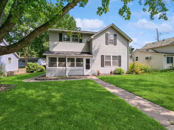 404 River St N, Delano, MN 55328