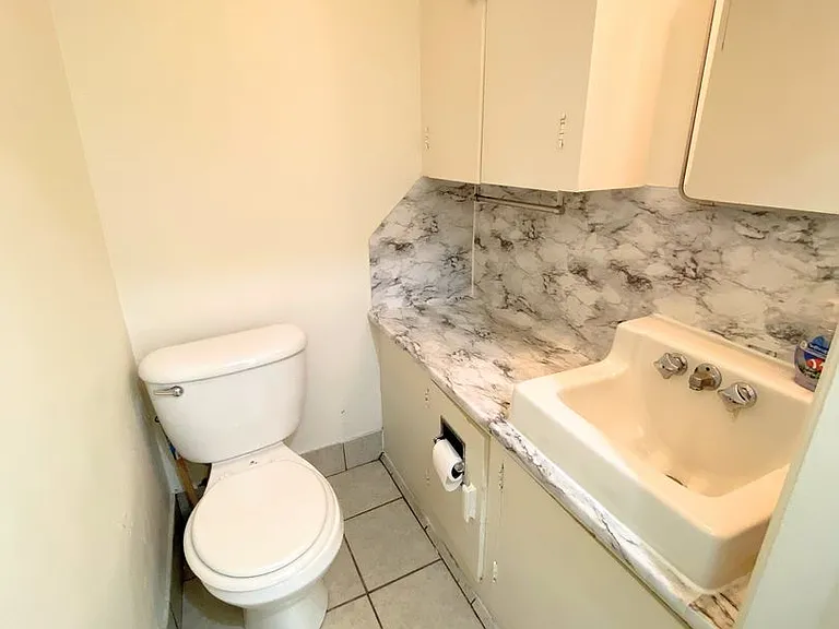 510 East 1st Avenue — Photo 9