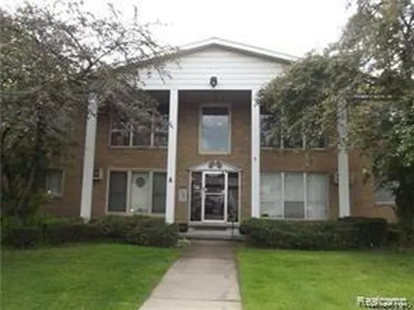 26305 W Seven Mile Rd #A-204, Redford, MI 48240