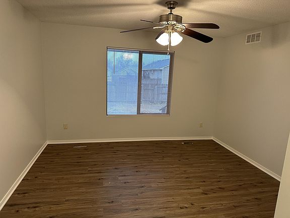 2nd image of 1052 E Karla Ct #1