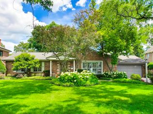 1515 Meadow Ln, Glenview, IL 60025