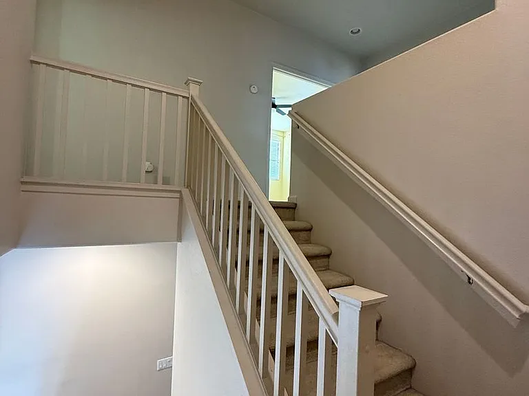 9732 Marianna Way — Photo 14
