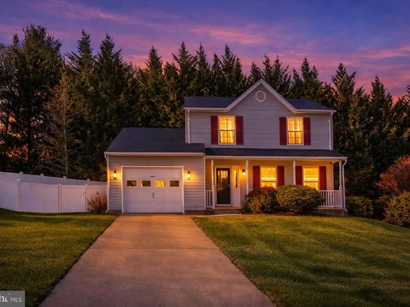 4440 N Woods Trl, Hampstead, MD 21074