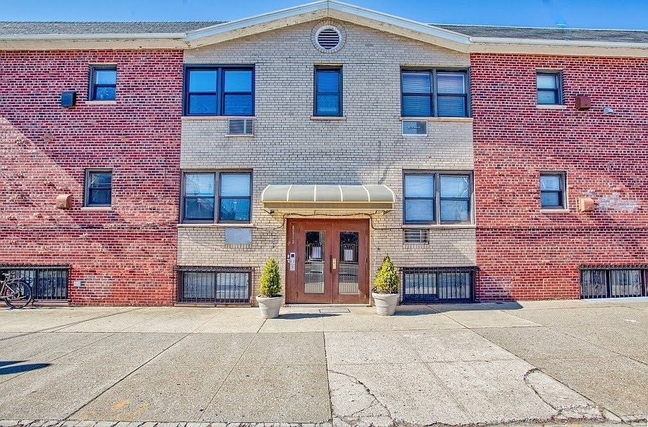 1st image of 8510 13th Ave APT 1