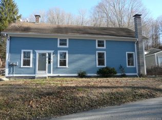 8 Versailles Rd, Lisbon, CT 06351