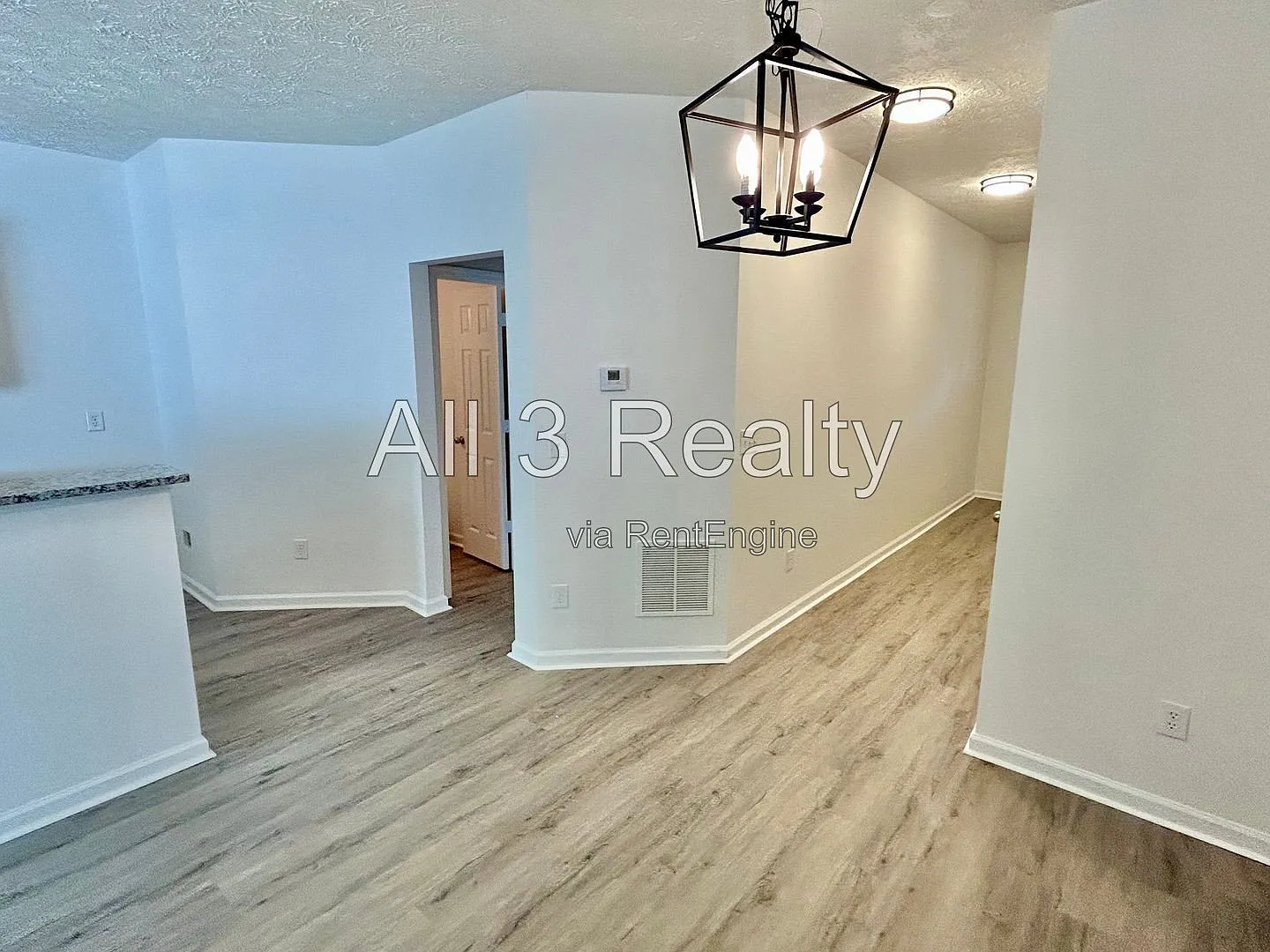 3 bed, 2.5 bath, 1506 sqft, $1,860 — Photo 4