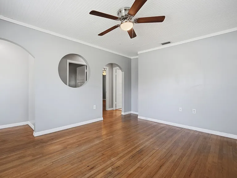 1419 E Jean St — Photo 15