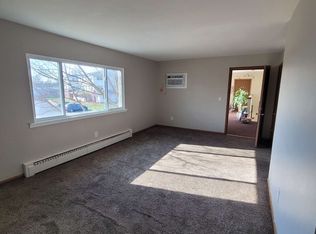 1929 Madera St APT 6, Waukesha, WI 53189