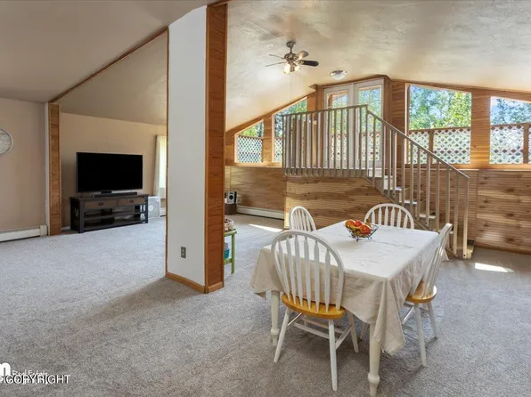 6461 E Cumberland Cir, Palmer, AK 99645