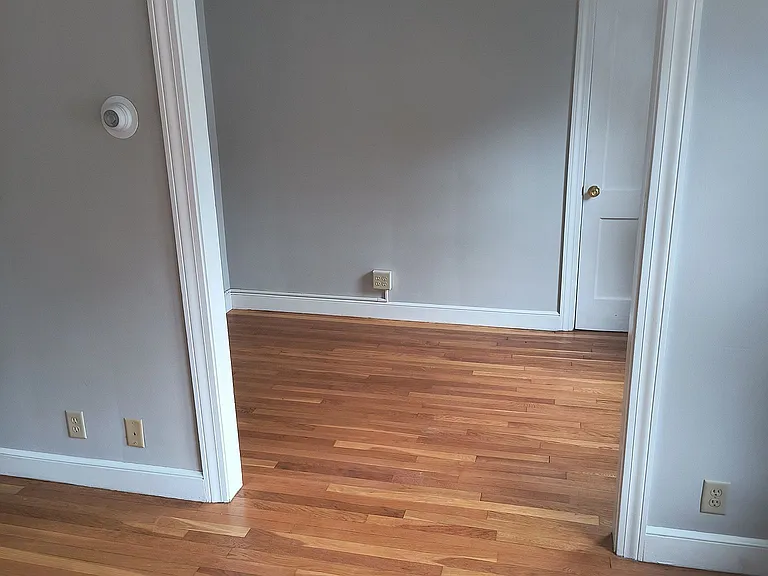 134 South St #12 — Photo 11