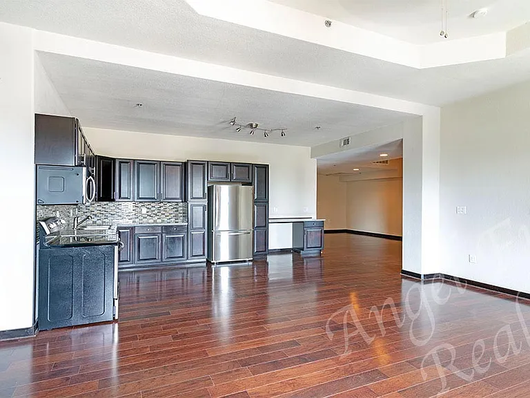 Tennison Lofts — Photo 49