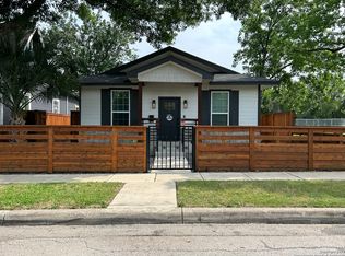 1214 Hays St, San Antonio, TX 78202
