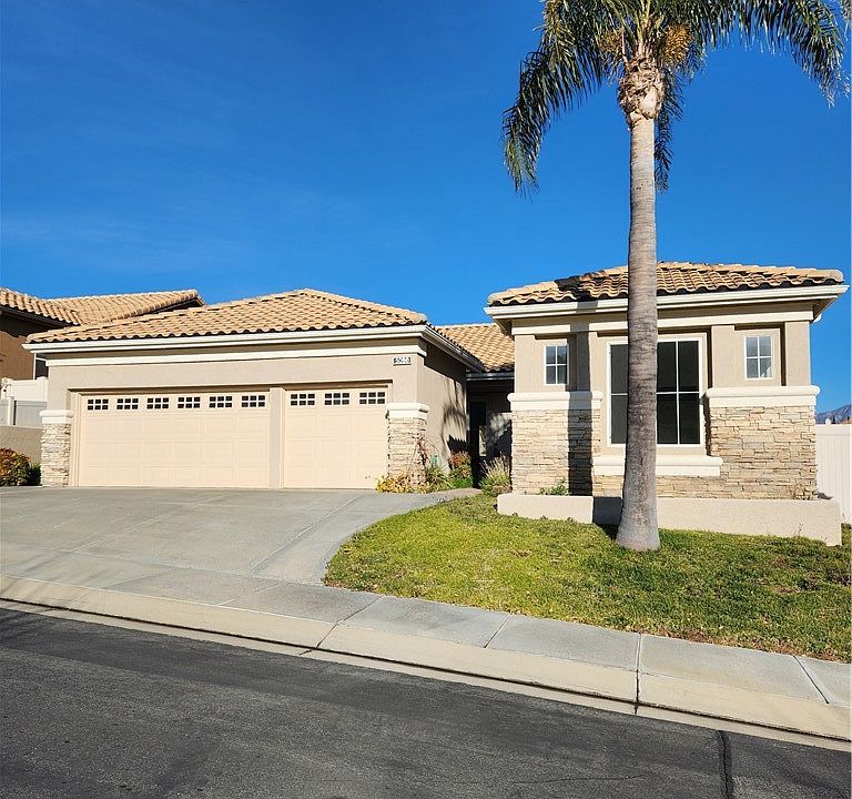 1st image of 5090 Singing Hills Dr