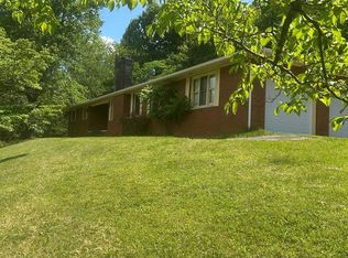 903 W 7th St, Corbin, KY 40701