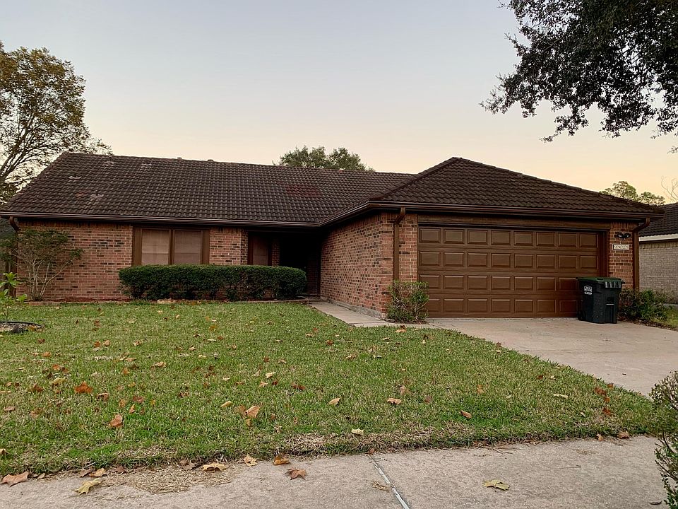 1st image of 2429 Colleen Dr