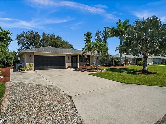 5th image of 427 SW 34th St