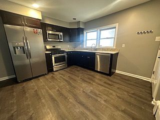 1st image of 317 Lincoln Blvd APT C