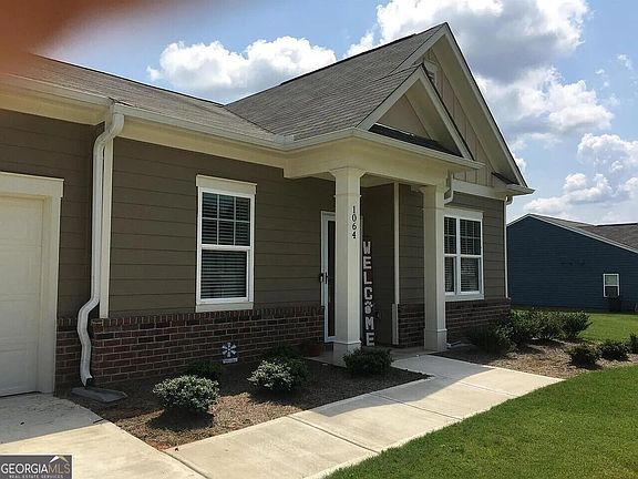4th image of 1064 Coldwater Dr