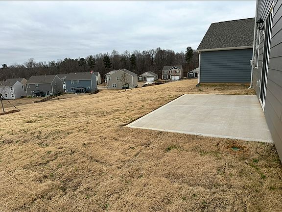 4th image of 118 Way Cross Ln