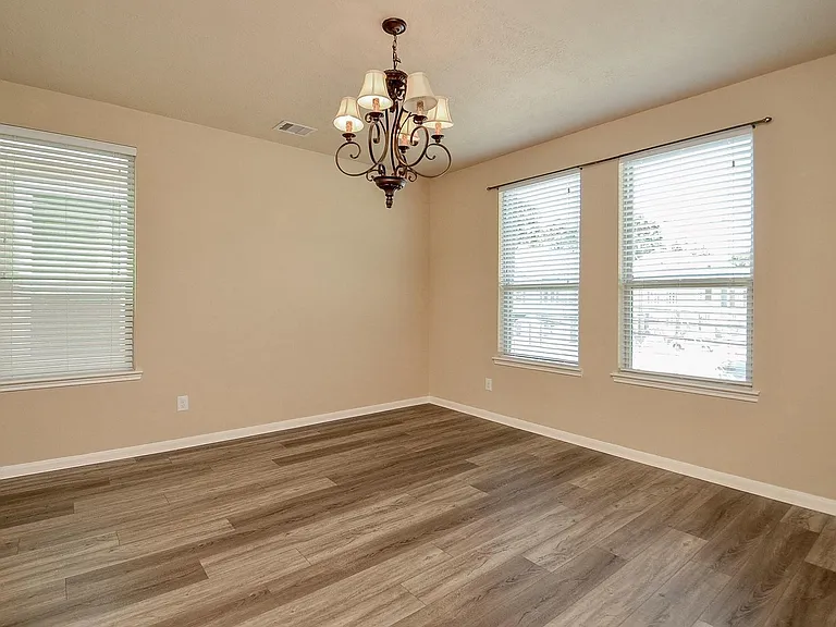 3307 Home Point Dr — Photo 15