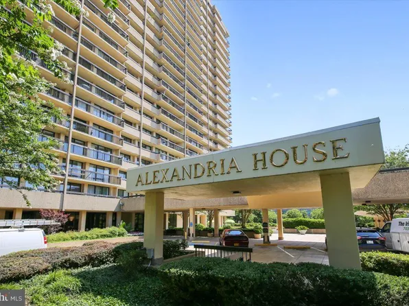 400 Madison St APT 1804, Alexandria, VA 22314
