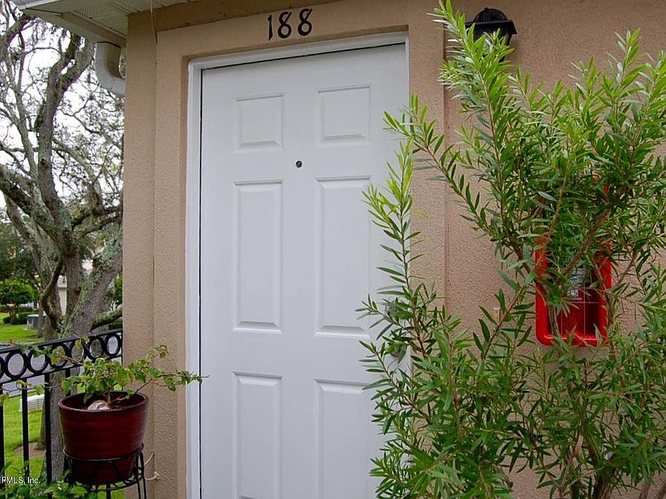 1st image of 188 JARDIN DE MER Place E