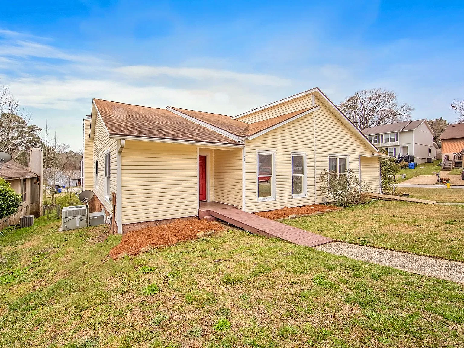 2 bed, 2.0 bath, 1252 sqft, $1,175 — Photo 3