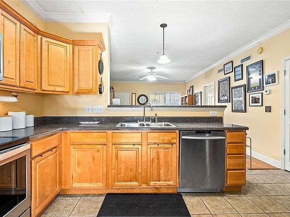 5th image of 615 W Glenn Ave APT 101