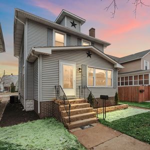 1813 New York Ave, Whiting, IN, 46394