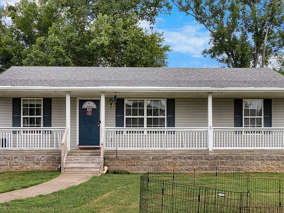3rd image of 3741 Parsons Way