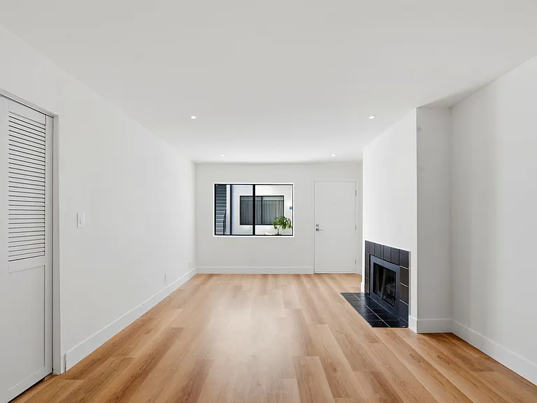 TALA Local at 832 Croft — Photo 9