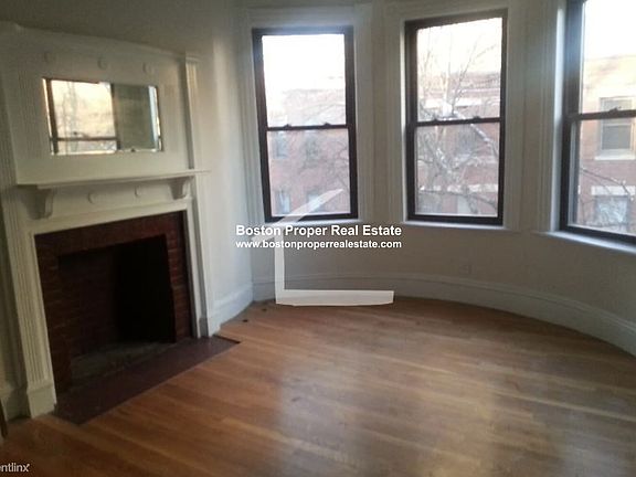 49 Saint Germain #2 Boston - Back Bay Unit Photo 2