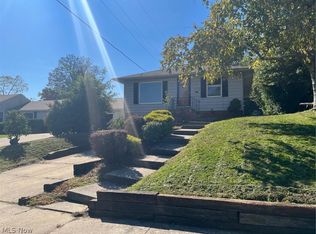 5712 Cumberland Dr, Garfield Heights, OH 44125