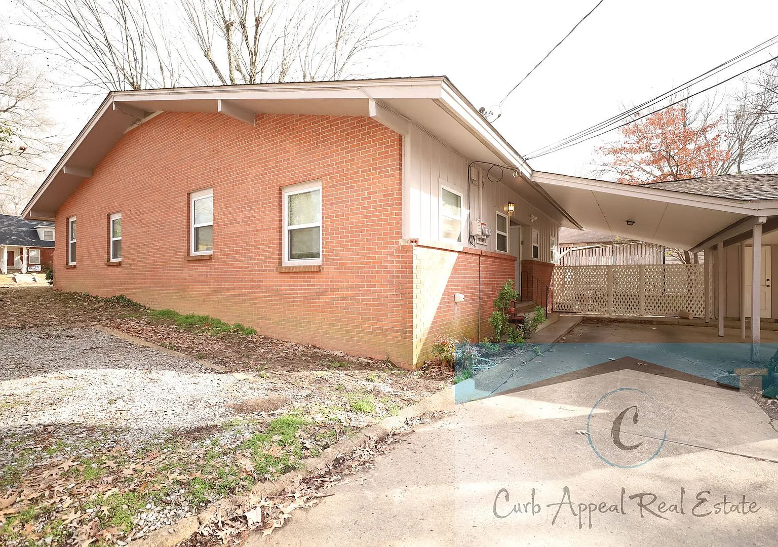 Completely Renovated 2 Bed 1 Bath Duplex with Fenced Yard — Photo 2