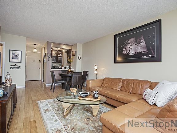 5th image of 245 E 54th St APT 20C
