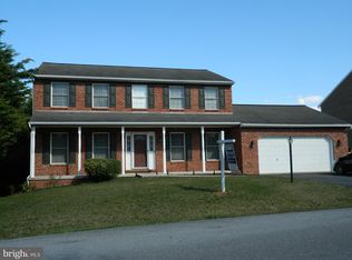 217 Stanford Rd, Hagerstown, MD 21742