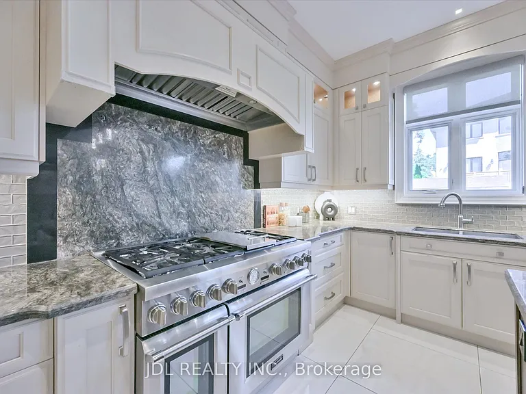 38A Doverwood Ct — Photo 12