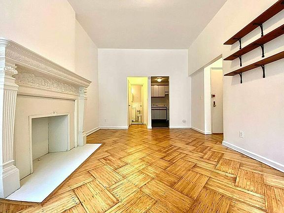 5th image of 117 W 69th St #5AA