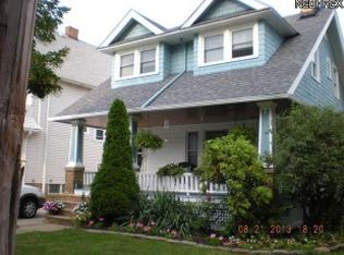 2095 Mars Ave, Lakewood, OH 44107