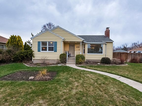 2nd image of 2045 E White Cir