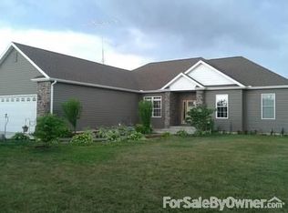 7170 Hillandale Rd, Sodus, MI 49126