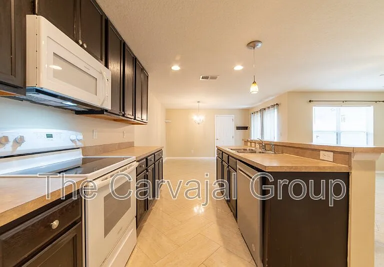 13021 Auburn Cove Ln — Photo 9
