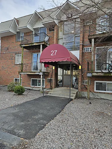 27 Gordon St #205 Photo 1