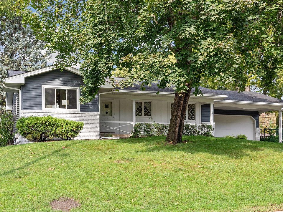 1st image of 3017 Hilldale Ave NE