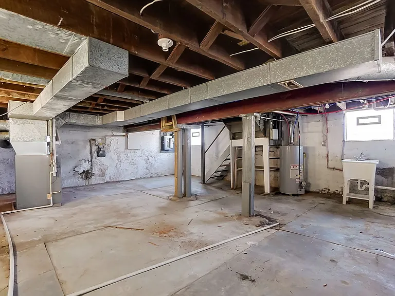 3710 Wieman Ave — Photo 20