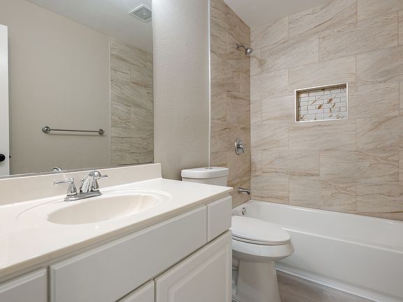 4th image of 8708 Aviary Dr
