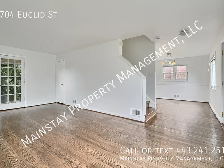 5704 Euclid St — Photo 8